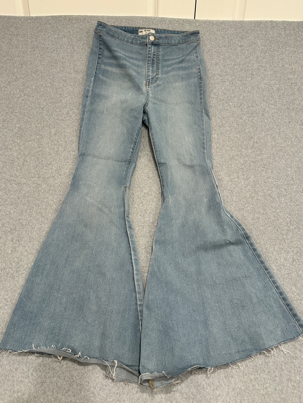 Free People Float On Flare High Rise Jeans - Picture 2 of 9